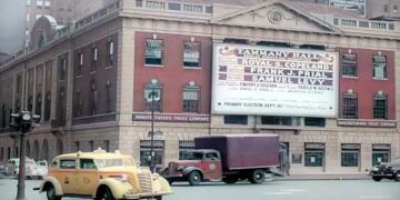 New York City 1937 in color, Street Scenes